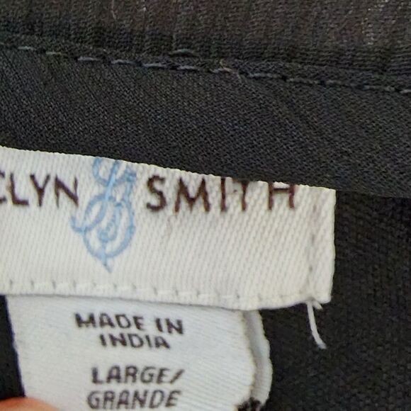 JACLYN SMITH BLACK SHEER TOP WITH PEARL AND RHINESTONE EMBELLISHMENTS SIZE L - Picture 9 of 9